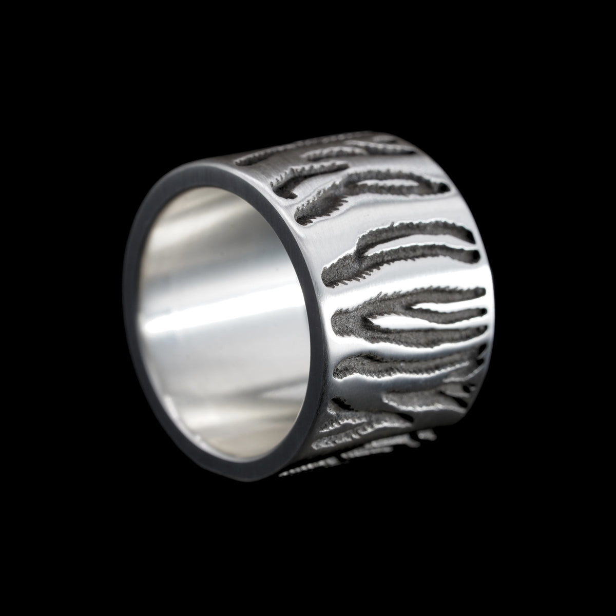 The Tiger Ring