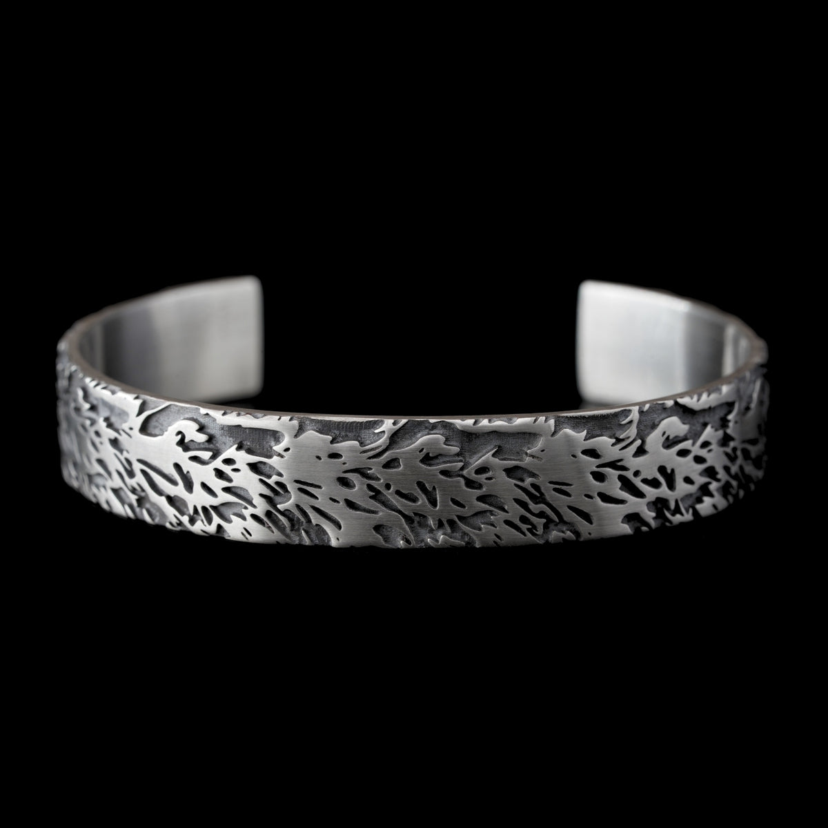 The Wolf Cuff