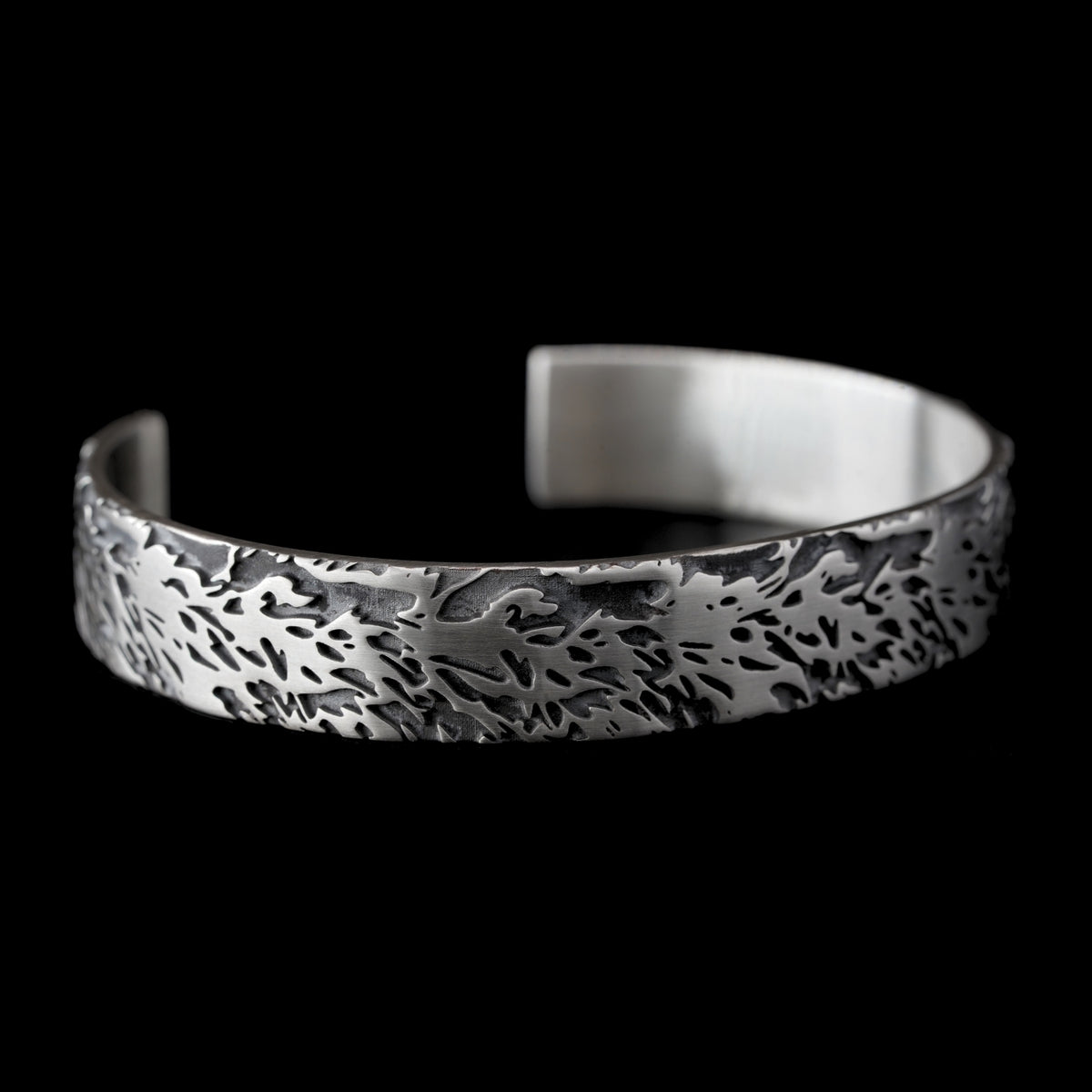The Wolf Cuff